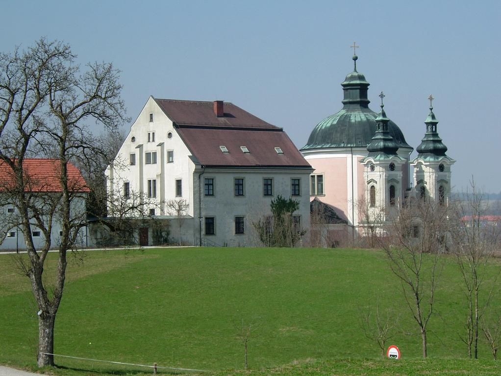 Hotel & Restaurant Christkindlwirt Щайр Екстериор снимка
