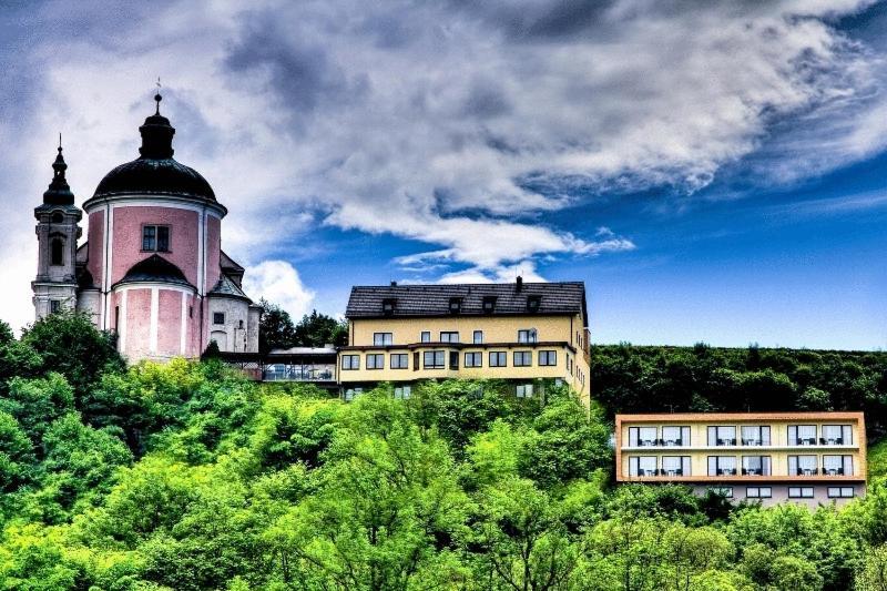 Hotel & Restaurant Christkindlwirt Щайр Екстериор снимка
