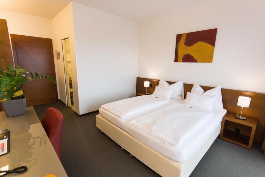 Hotel & Restaurant Christkindlwirt Щайр Екстериор снимка